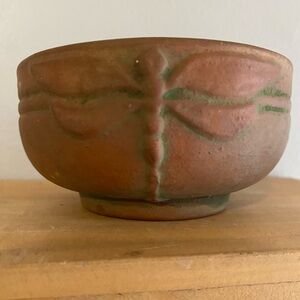 Antique Peters and Reed Moss Aztec Dragonfly art pottery bowl.